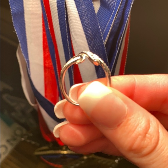 1/5 carat diamond ring - Picture 4 of 4